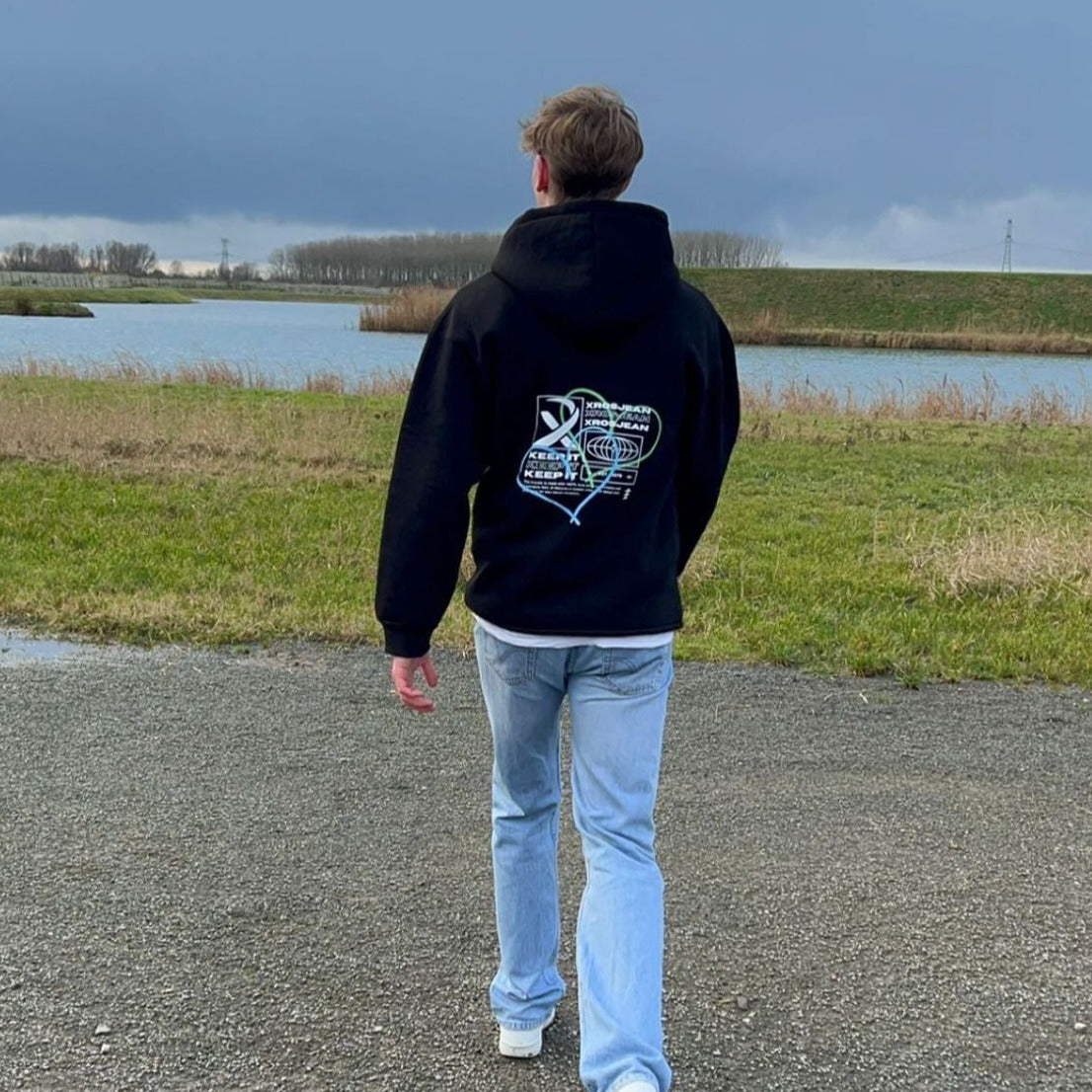 Black Xrosjean "hearts" Hoodie - Xrosjean